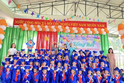 Trường Mầm non Sao Mai tổ chức Lê tổng kết và ra trường cho học sinh 5 tuổi năm học 2022 – 2023